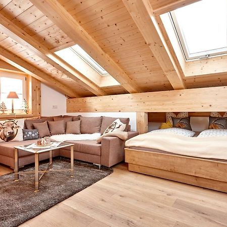 Ferienwohnung Ostermair Apartment Gudiberg جارمش بارتنكيرشن المظهر الخارجي الصورة